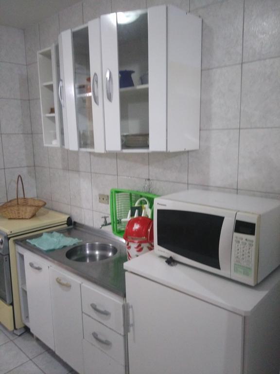 Вилла Kitinete Em Matinhos Com Piscina Экстерьер фото
