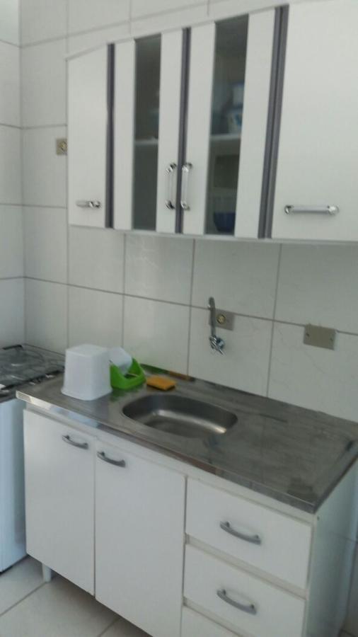 Вилла Kitinete Em Matinhos Com Piscina Экстерьер фото
